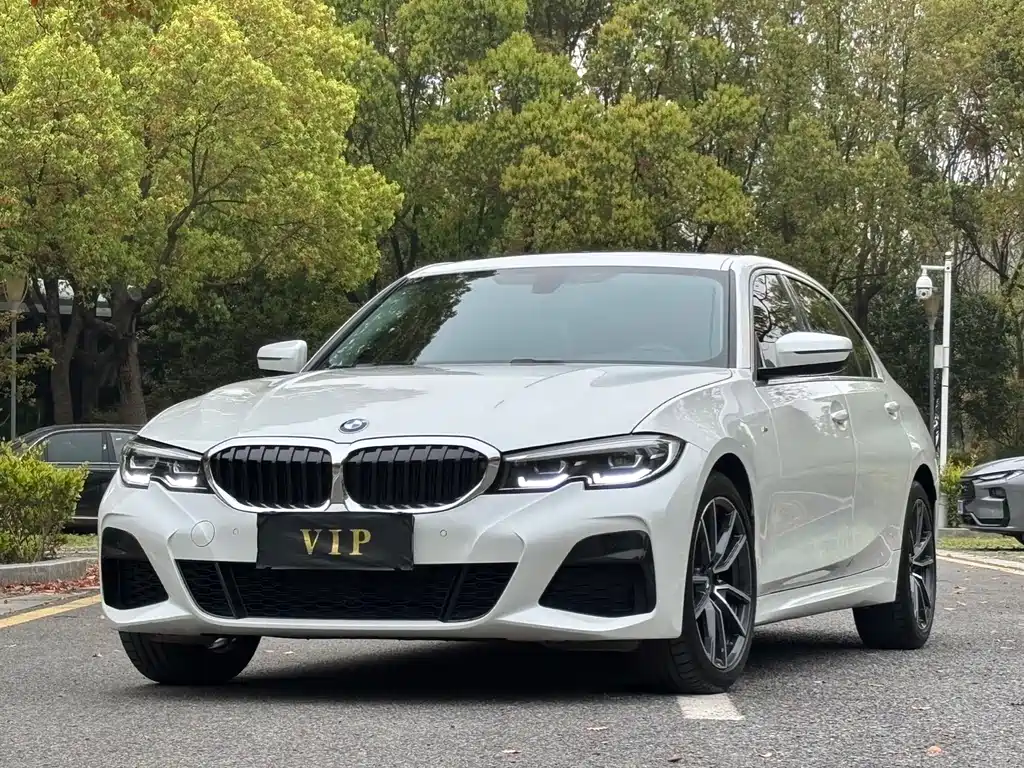 BMW 3 Series 2021