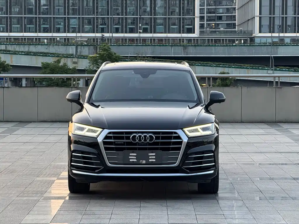Audi Q5L 2020 40 TFSI Fashion