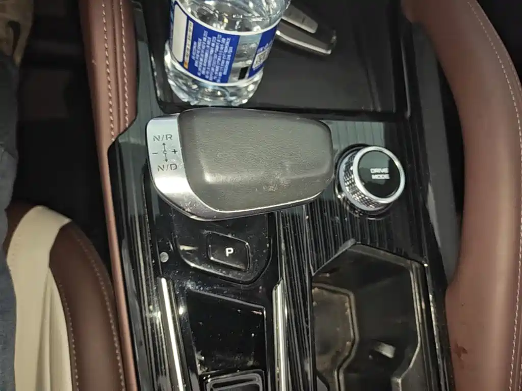 Geely Xingyue L — миниатюра 14