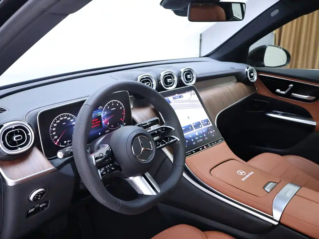 Mercedes-Benz GLC — миниатюра 11