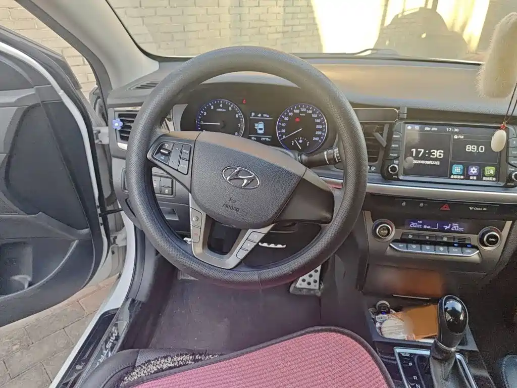 Hyundai Mistra — миниатюра 3