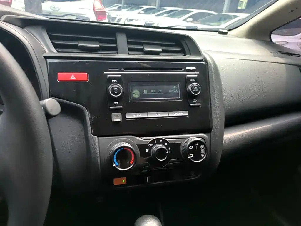Honda Fit — миниатюра 13