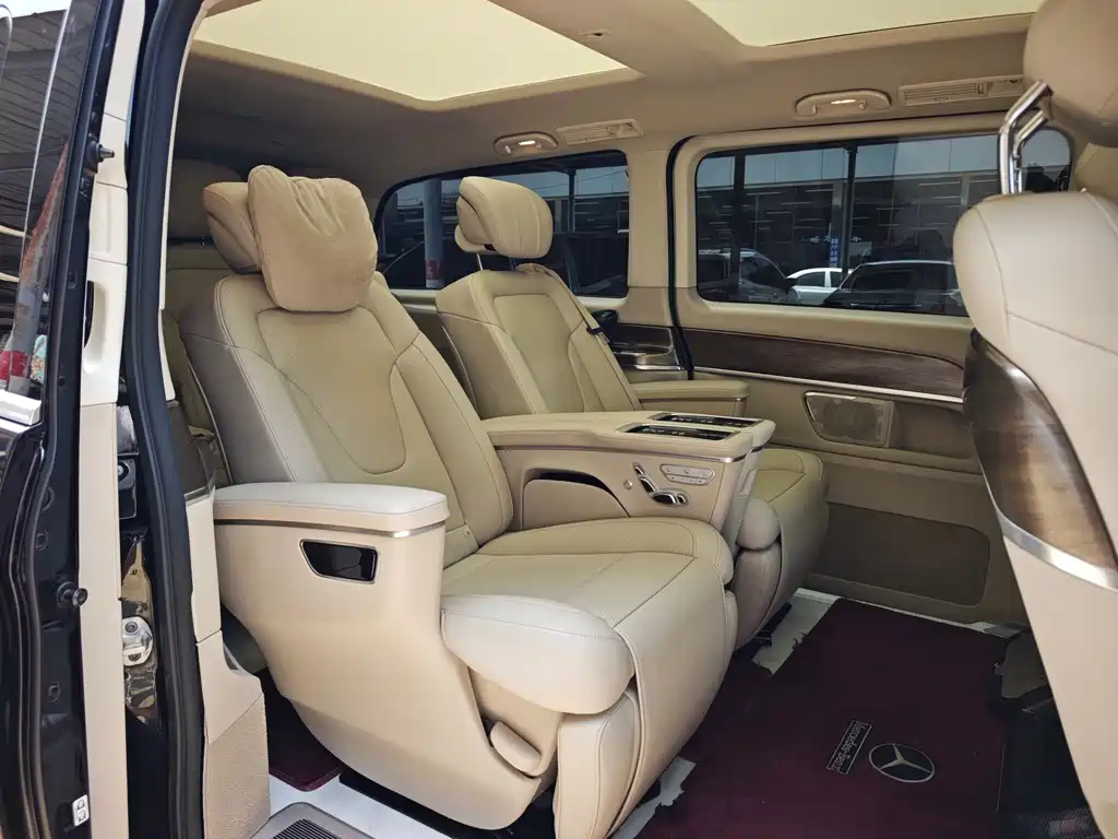 Mercedes-Benz V-Class V 2022 V 260 L Luxury