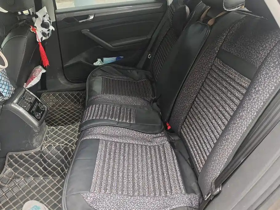 Volkswagen Passat — миниатюра 11