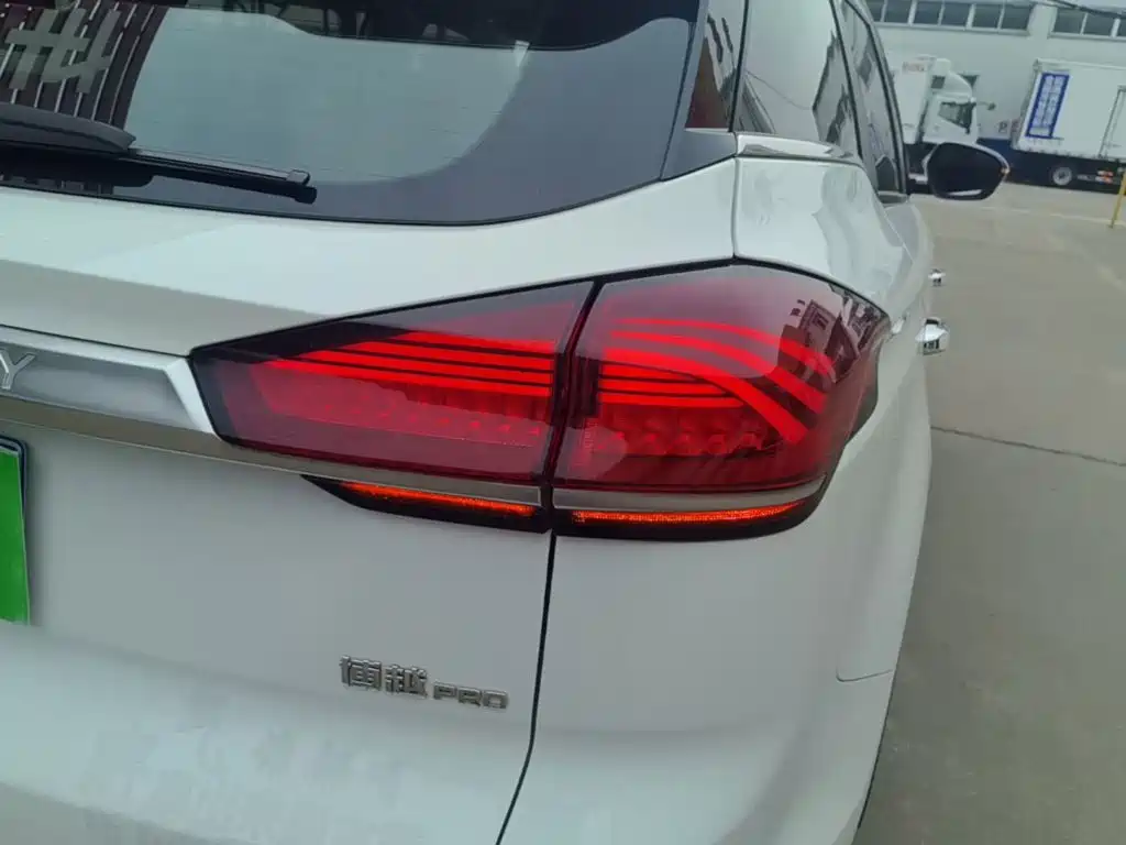 Geely Boyue — миниатюра 8
