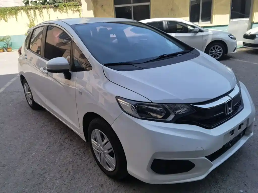 Honda Fit — миниатюра 4