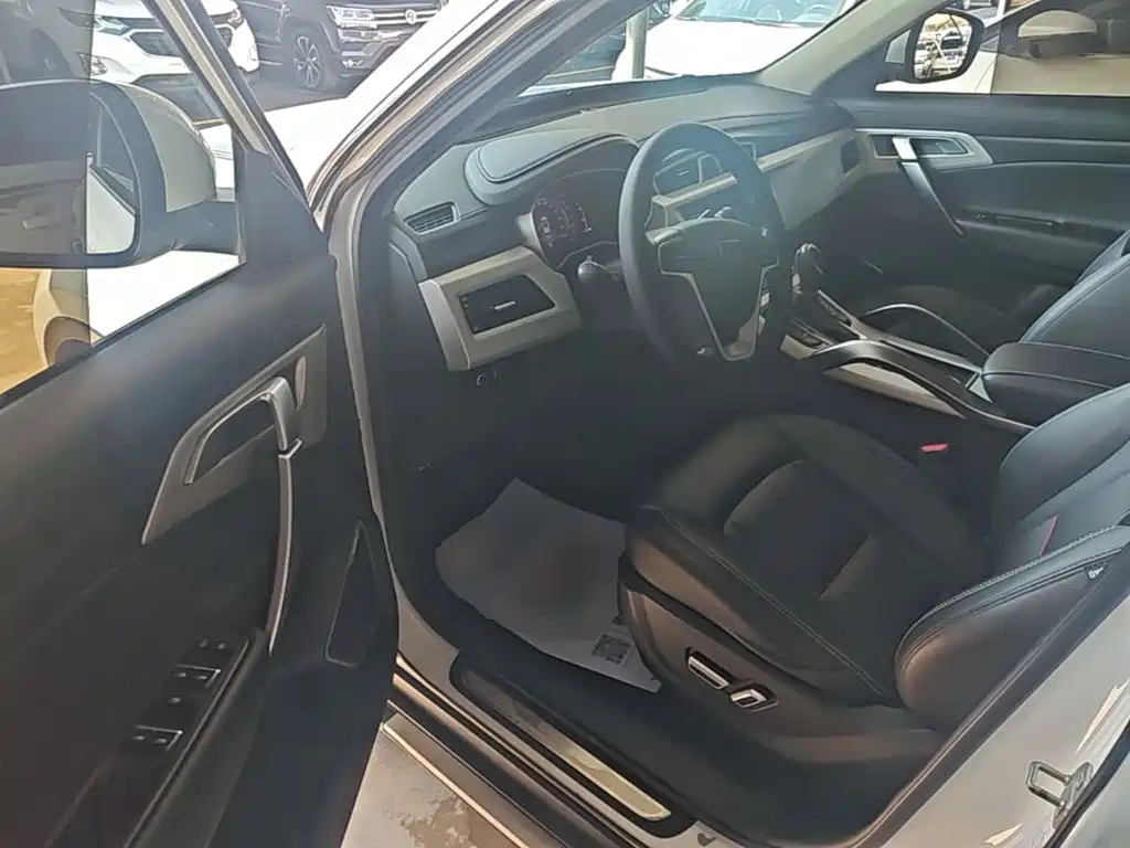 Geely Boyue — миниатюра 16