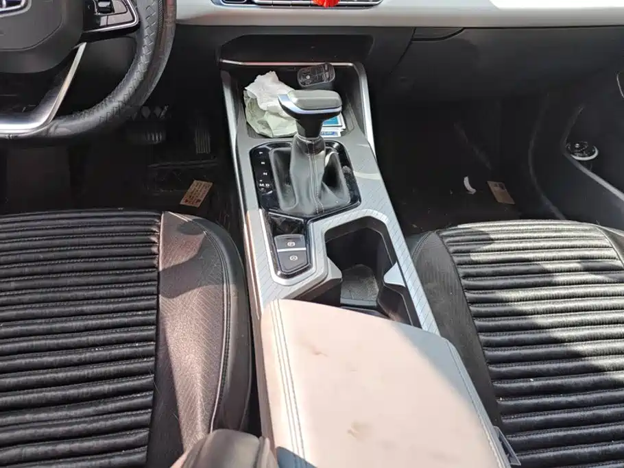 Geely Emgrand — миниатюра 16
