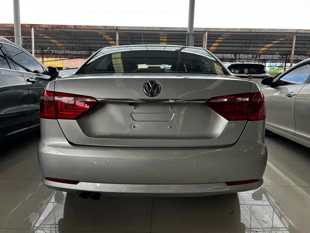 Volkswagen Lavida — миниатюра 11
