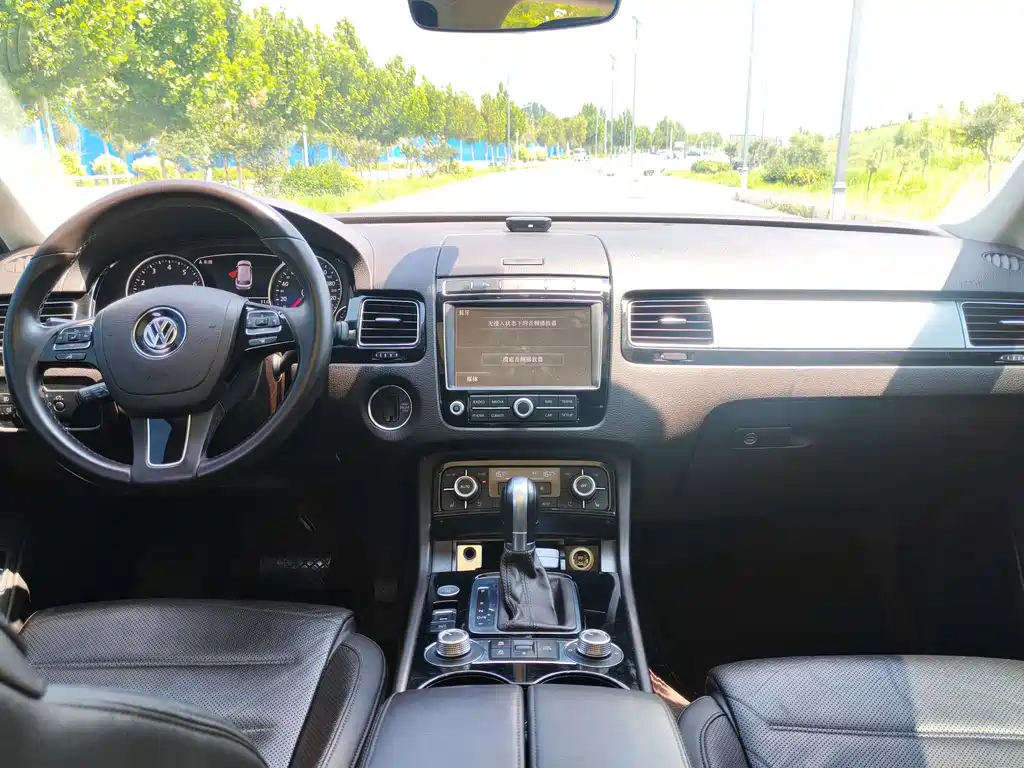 Volkswagen Touareg 2017 3.0TSI