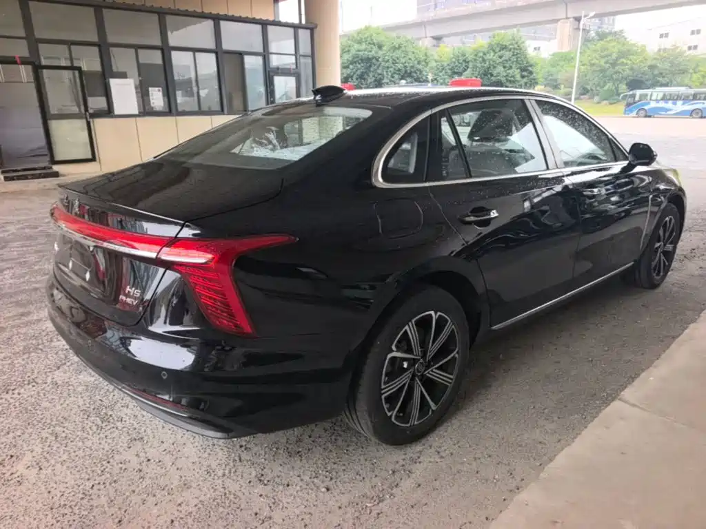 Hongqi Hongqi H5 PHEV — миниатюра 7