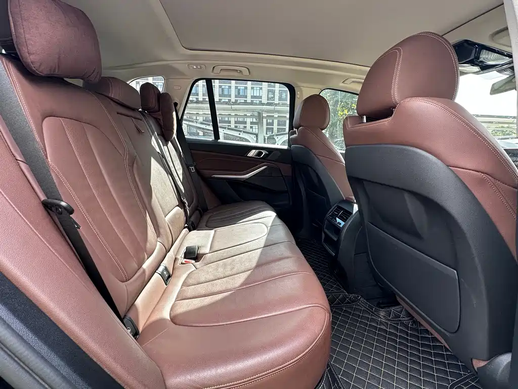 BMW X5 New Energy (Import) — миниатюра 14