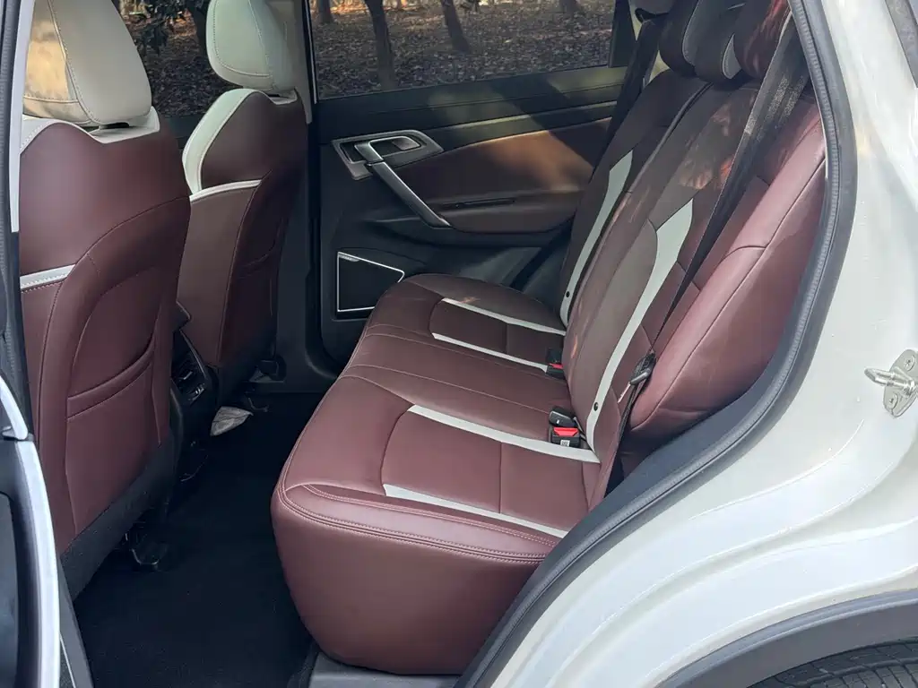 GEELY AUTOMOBILE BOYUE