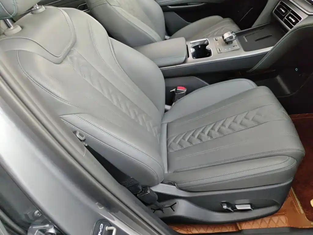 BYD L DM-i — миниатюра 25