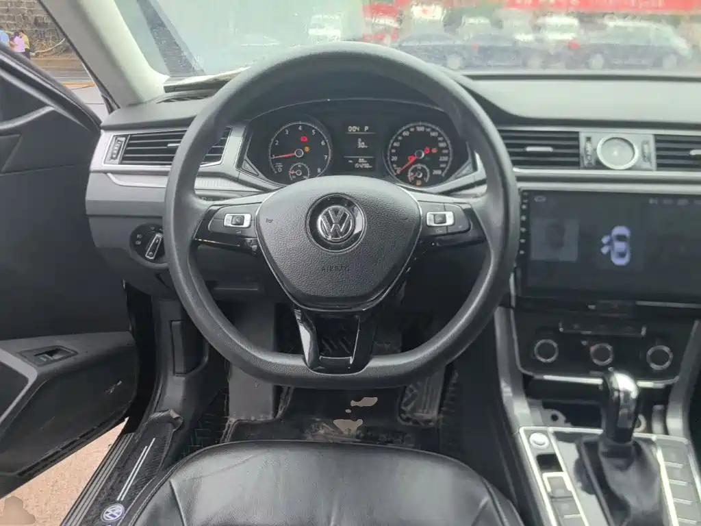 Volkswagen Passat — миниатюра 11