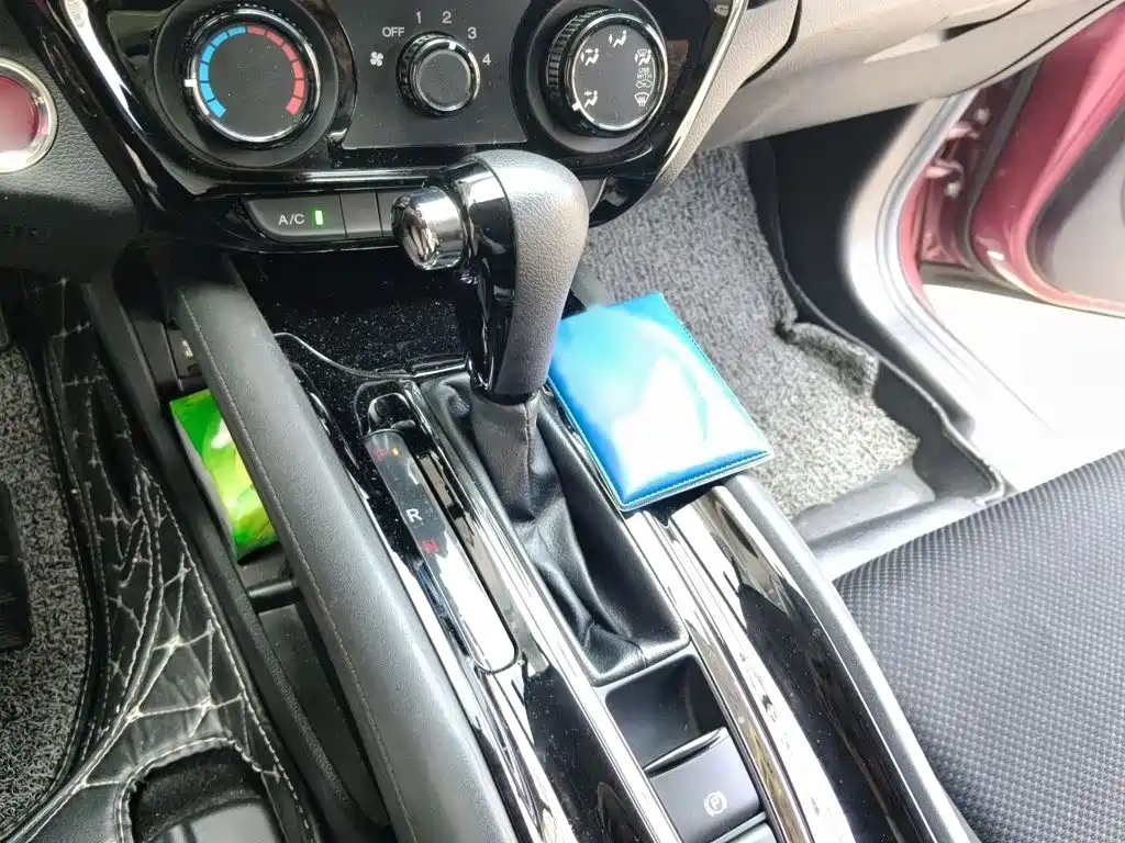 Honda Vezel — миниатюра 7