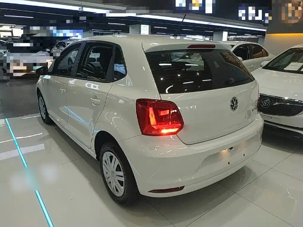 Volkswagen Polo — миниатюра 5