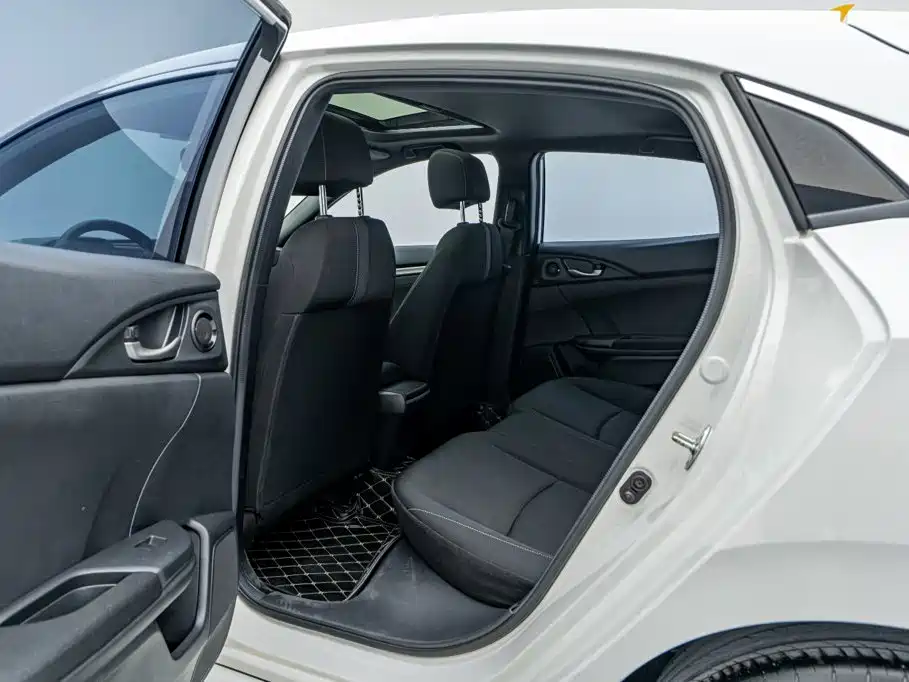 Honda Civic — миниатюра 18