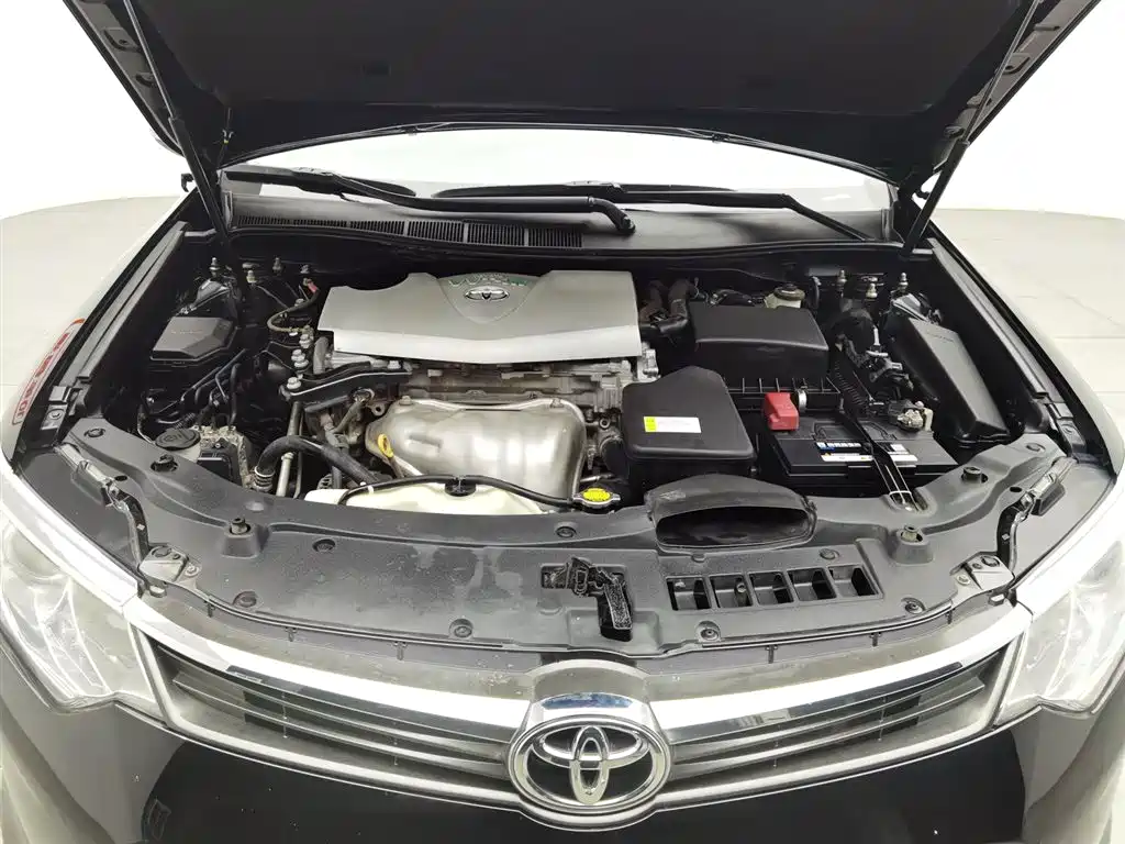 Toyota Camry 2015 2.0G Lead