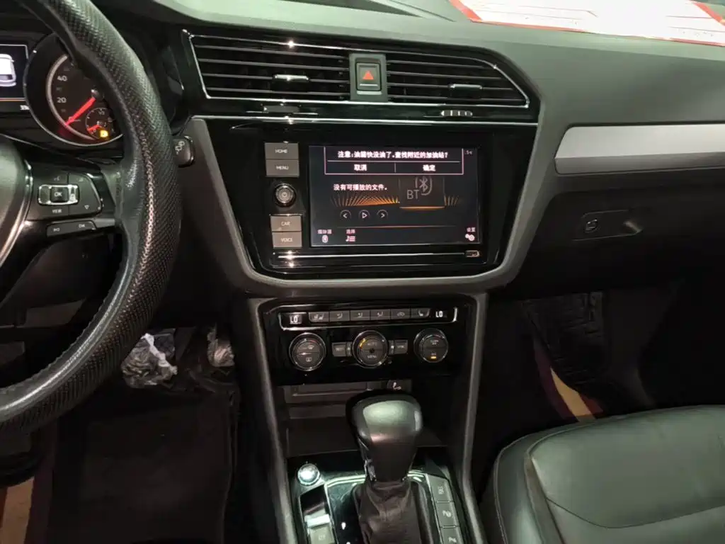 Volkswagen Tiguan L — миниатюра 13