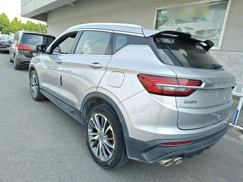 Geely Binyue — миниатюра 5