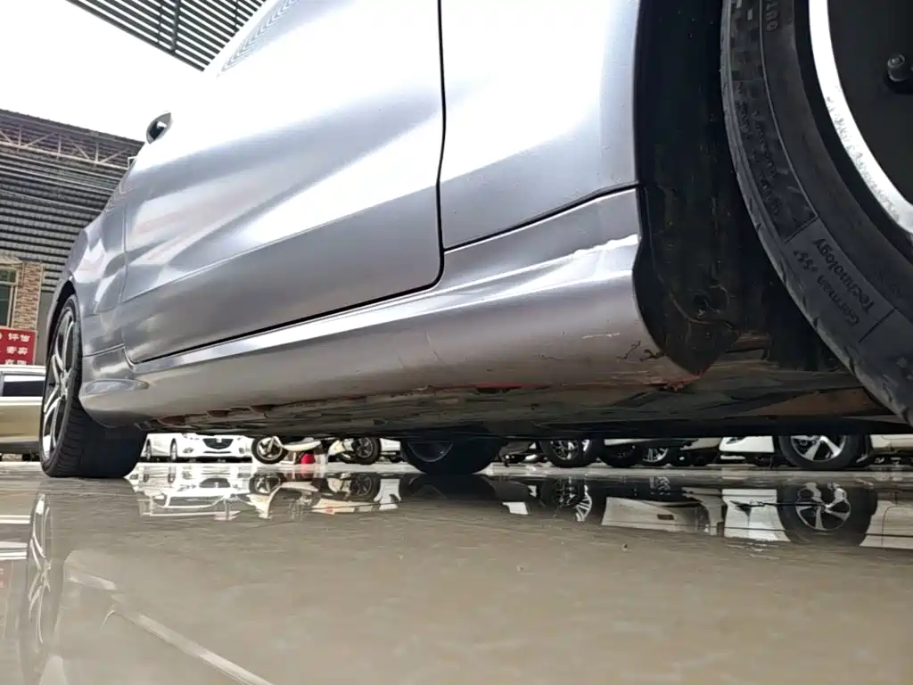 Mercedes-Benz E-Class (Import) — миниатюра 21