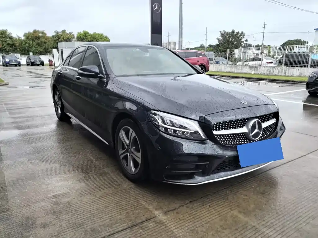 Mercedes-Benz C-Class — миниатюра 3