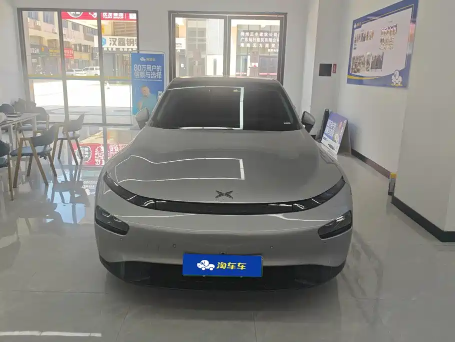 XPeng P7 — миниатюра 2