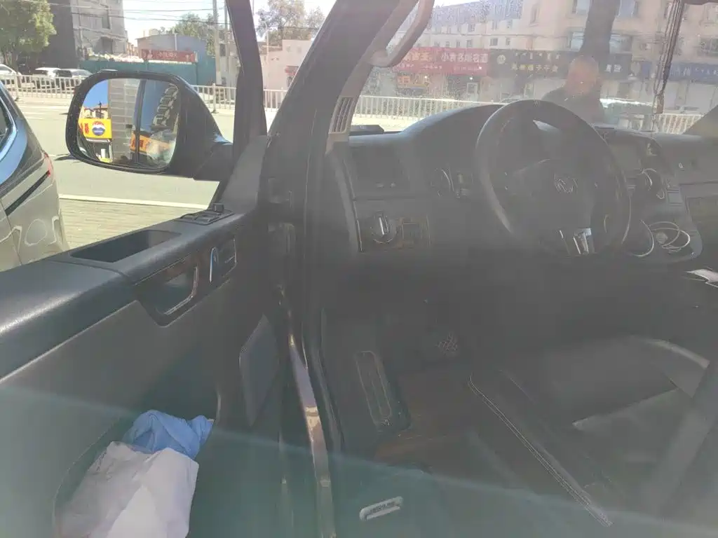 Volkswagen Multivan — миниатюра 17