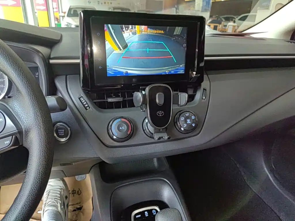 Toyota Corolla — миниатюра 13