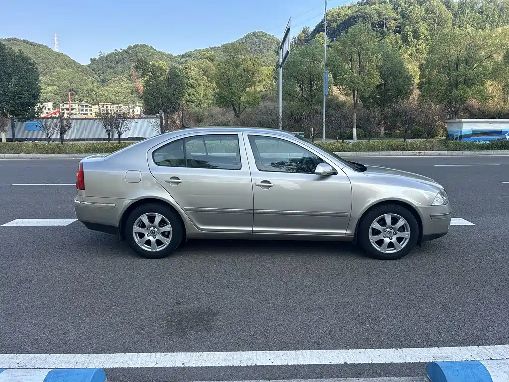 Skoda Octavia — миниатюра 7