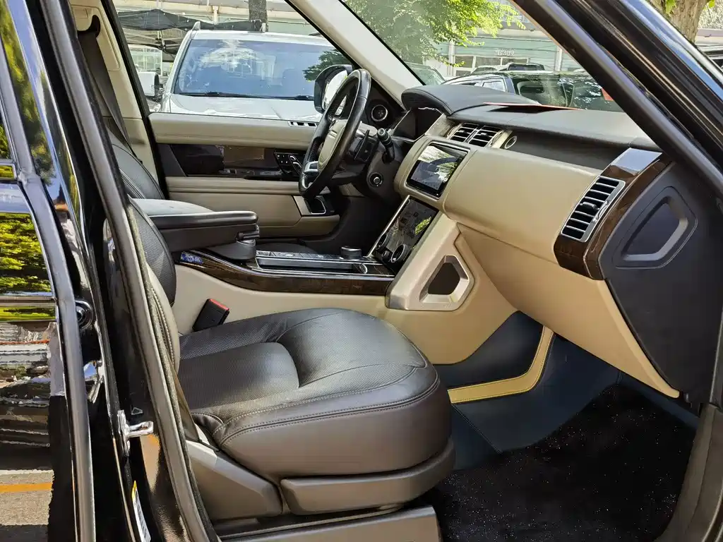 Land Rover Range Rover — миниатюра 11