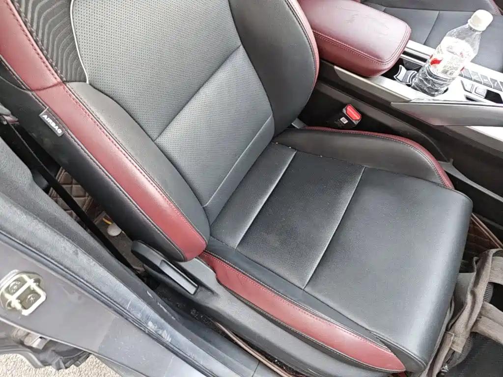Geely Binyue — миниатюра 25