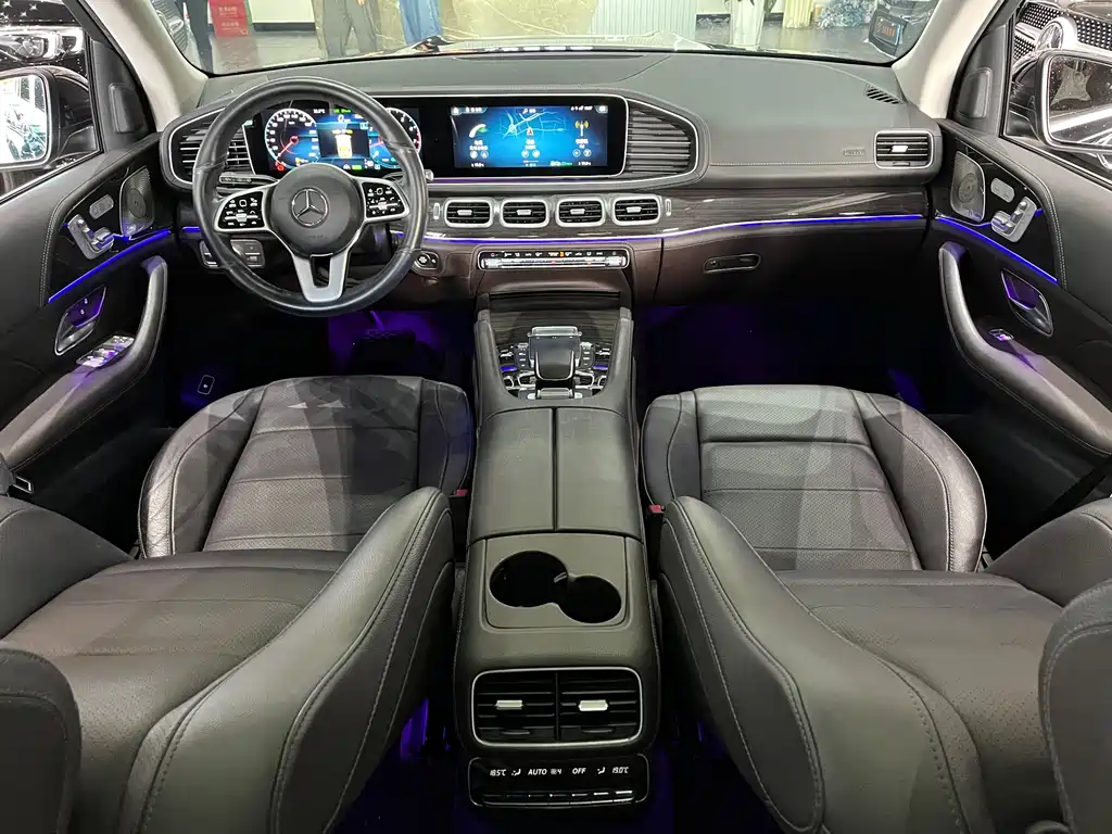 Mercedes-Benz GLS — миниатюра 12