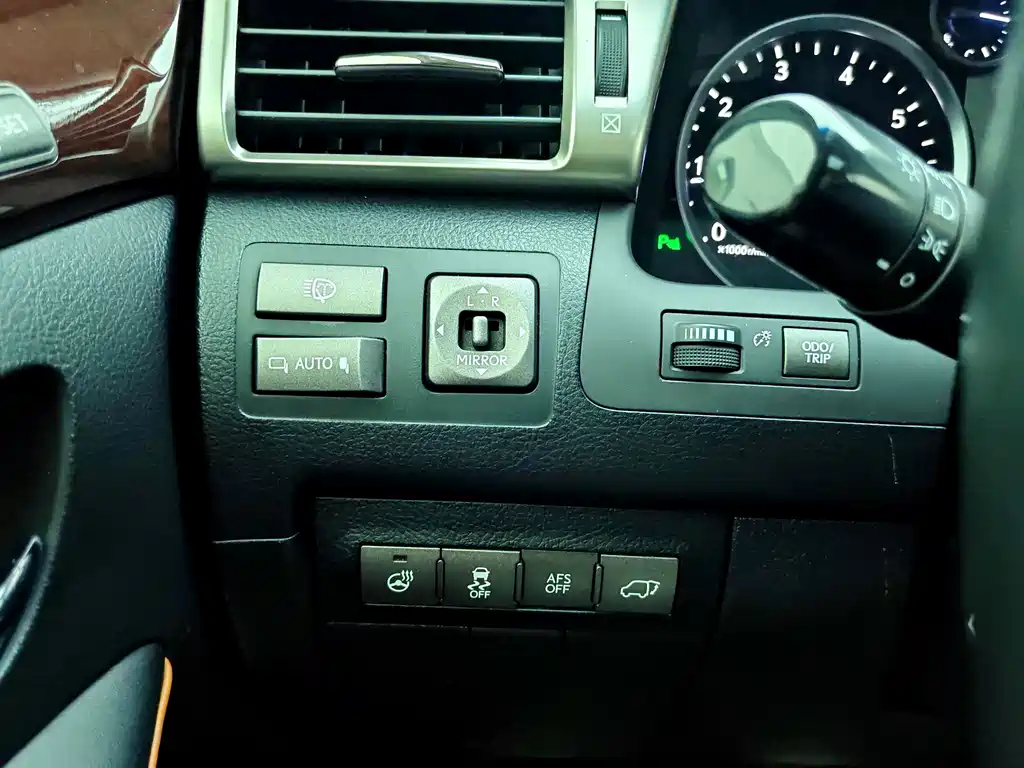 Lexus LX — миниатюра 20