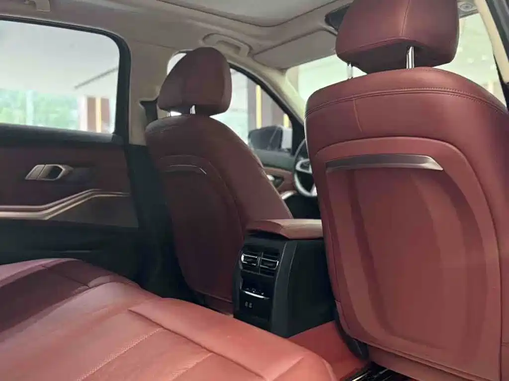 BMW 3 Series — миниатюра 10