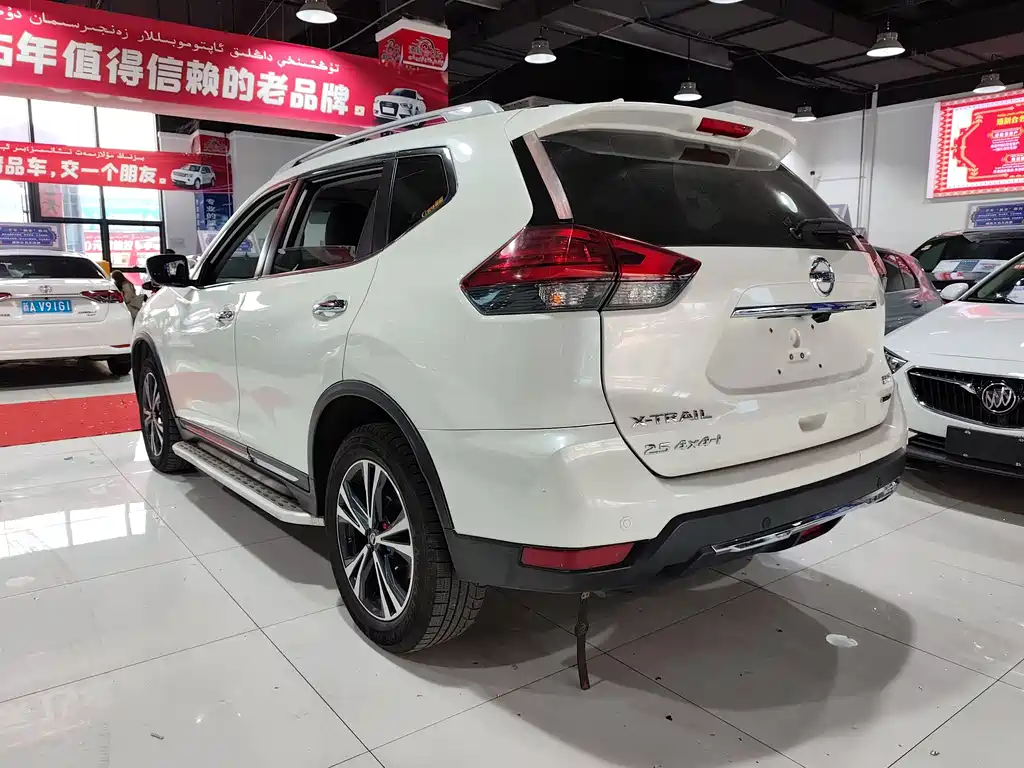 Nissan X-Trail 2020 2.5L XL ITS CVT 4WD Luxury