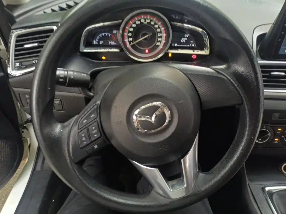 Mazda 3 Axela — миниатюра 15