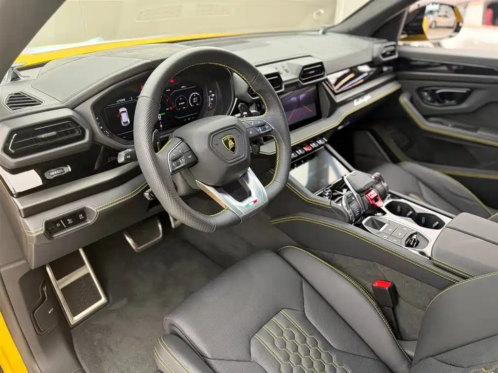 Lamborghini Urus SE — миниатюра 4