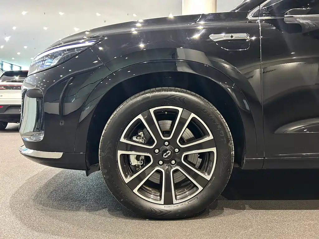 AITO Wenjie AITO M7 — миниатюра 4