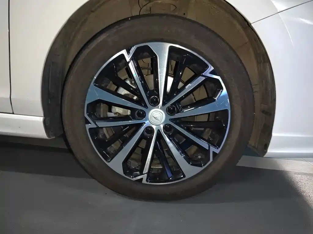 Changan Eado — миниатюра 8