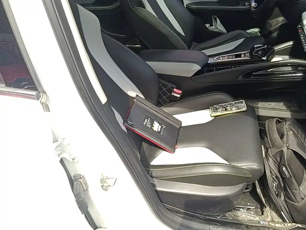 Geely Binyue — миниатюра 25