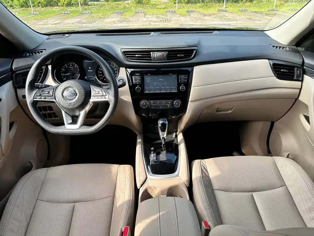 Nissan X-Trail — миниатюра 7