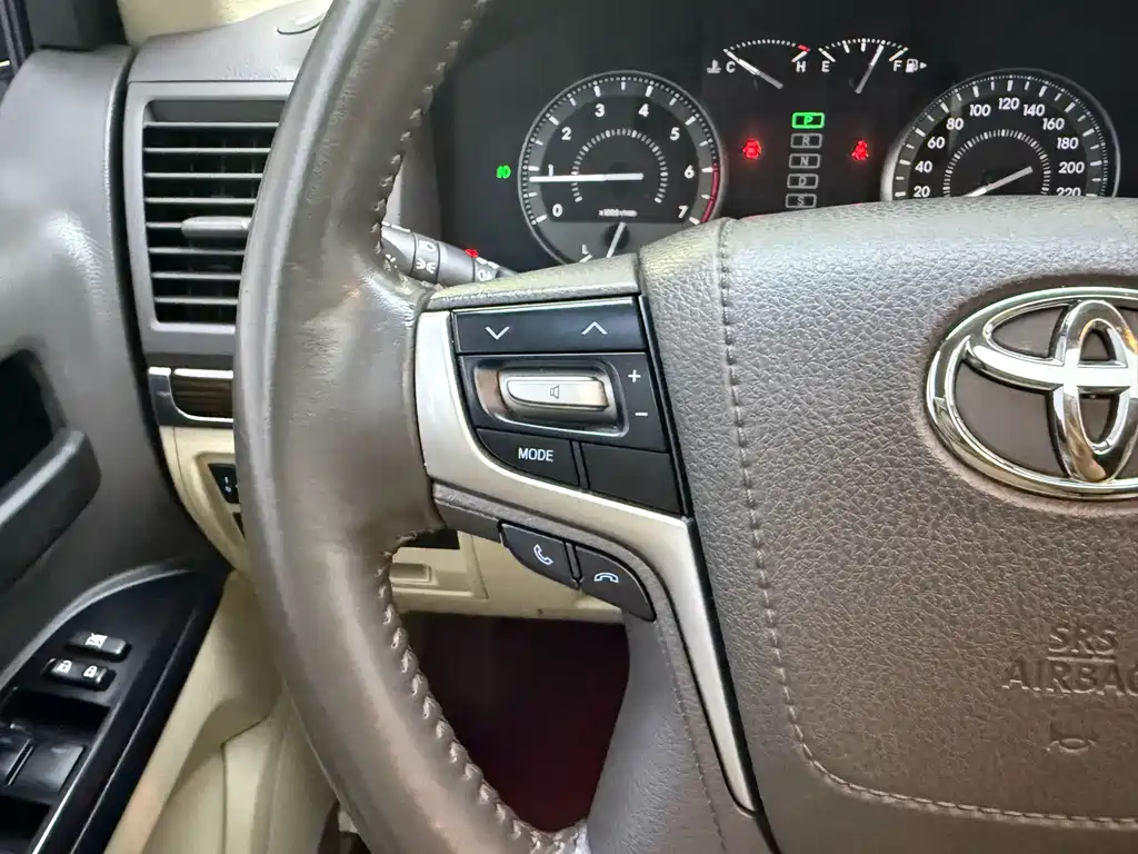 Toyota Land Cruiser — миниатюра 23