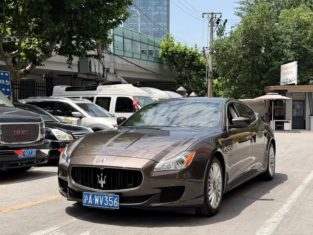 Купить Maserati Quattroporte