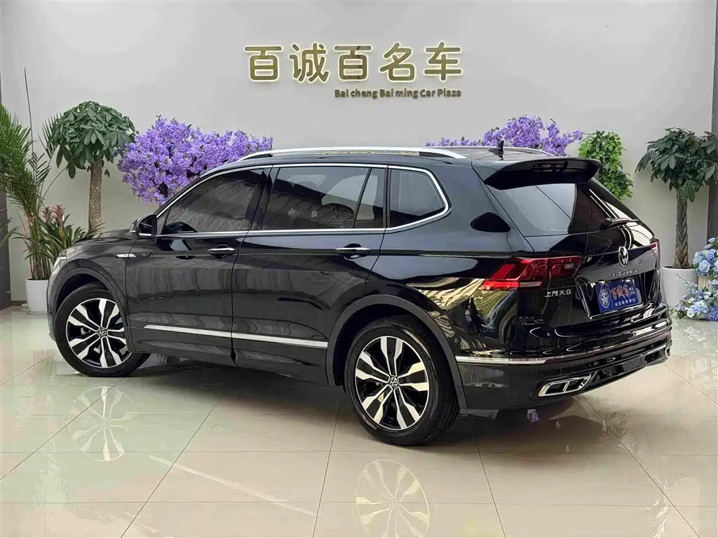 Volkswagen Tiguan L — миниатюра 8