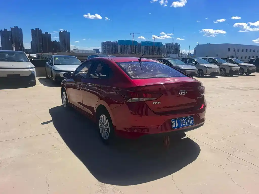 Hyundai Verna — миниатюра 9