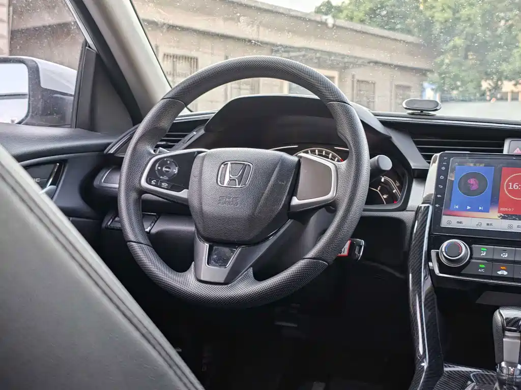 Honda Civic — миниатюра 11