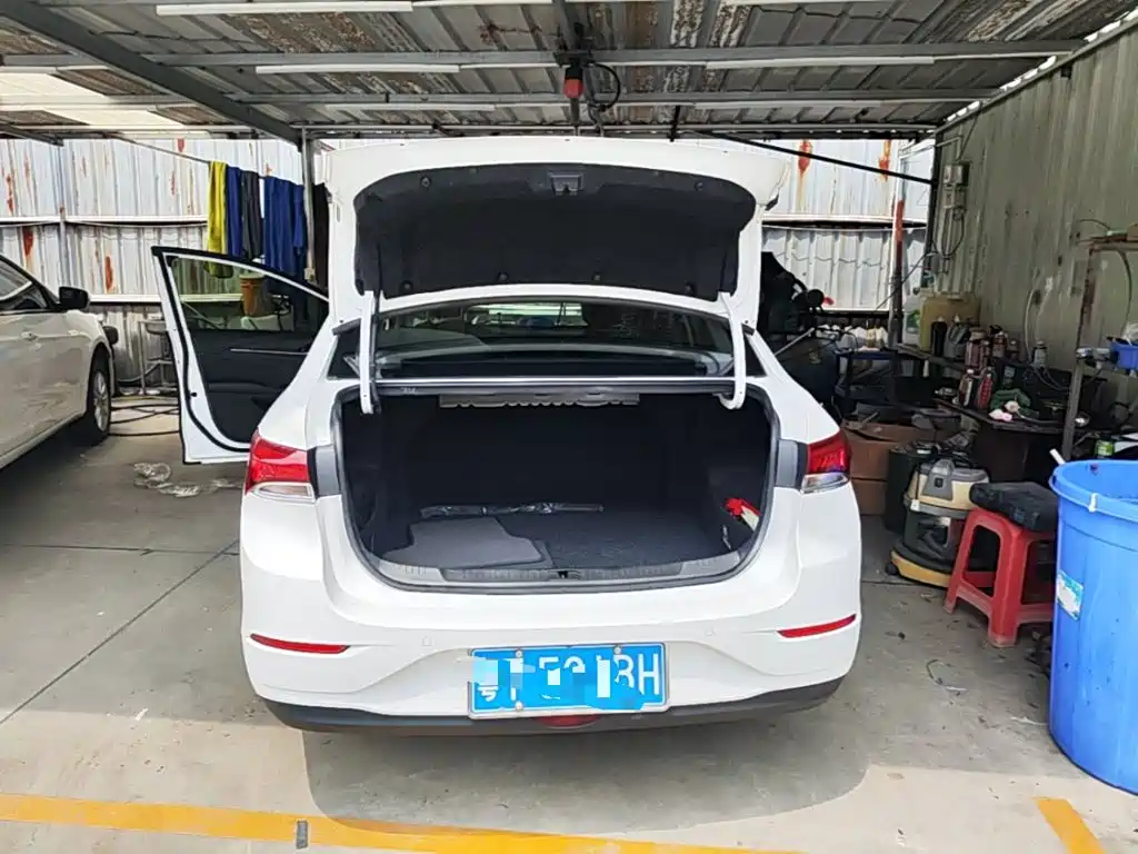 Buick Excelle — миниатюра 19