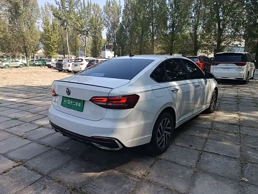 Volkswagen Lavida — миниатюра 7